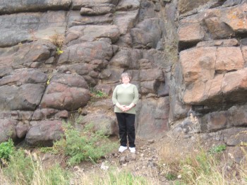 I’m smaller than the cliff :-)